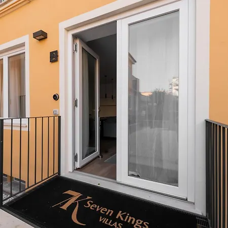 Seven Kings By Hostand Apartahotel 4*