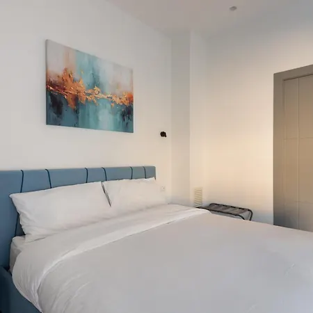Seven Kings By Hostand Apartahotel 4*