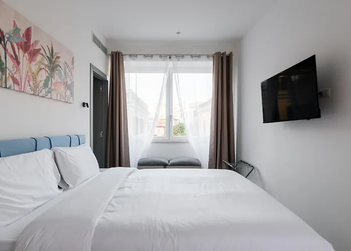 Seven Kings By Hostand 4*